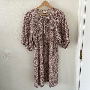 Universal Thread Pink Floral Puff Sleeve Dress